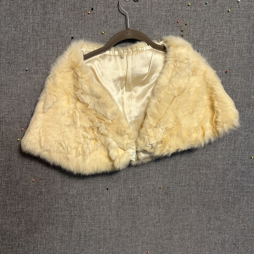 Elegant Cream Real Fur Shawl